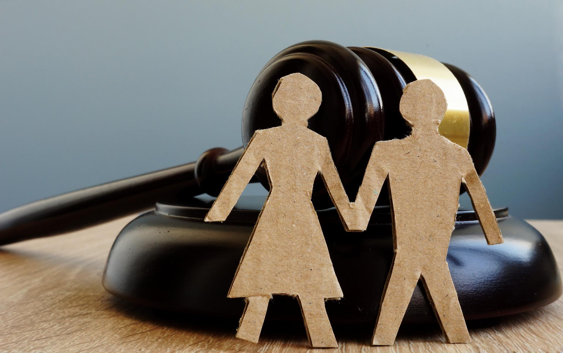上海霖得泓律所解读离婚与婚内损害赔偿的区别